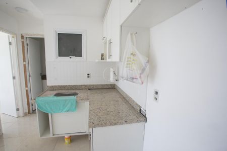Apartamento à venda com 38m², 1 quarto e 1 vagaCozinha