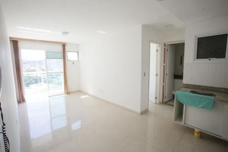 Sala de apartamento à venda com 1 quarto, 38m² em Taquara, Rio de Janeiro