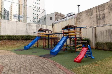 Apartamento para alugar com 70m², 3 quartos e 2 vagasÁrea comum - Playground