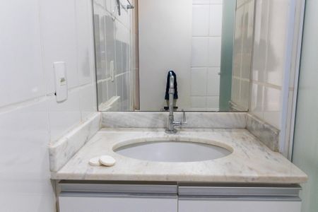Apartamento para alugar com 70m², 3 quartos e 2 vagasBanheiro