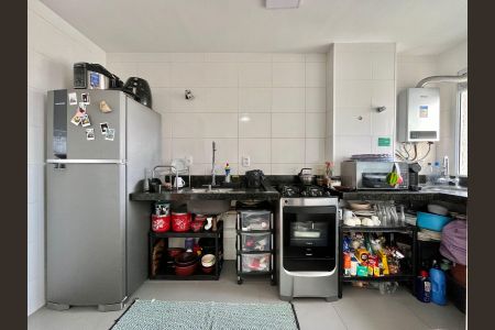 Apartamento à venda com 63m², 2 quartos e 1 vaga Apartamento à venda com 63m², 2 quartos e 1 vagaCozinha e Área de Serviço