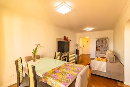 Apartamento à venda com 70m², 2 quartos e 1 vaga