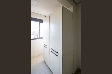 Apartamento para alugar com 185m², 3 quartos e 2 vagas Apartamento para alugar com 185m², 3 quartos e 2 vagasÁrea de Serviço