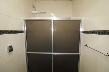 Casa para alugar com 250m², 3 quartos e 2 vagasQuarto 1 - Banheiro