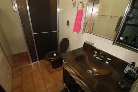 Casa para alugar com 250m², 3 quartos e 2 vagasBanheiro