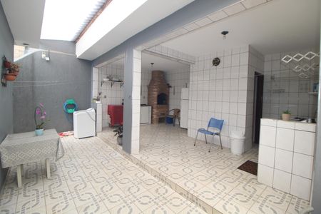 Casa para alugar com 250m², 3 quartos e 2 vagasÁrea de Serviço