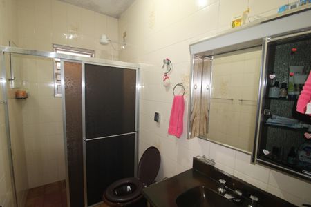 Casa para alugar com 250m², 3 quartos e 2 vagasBanheiro