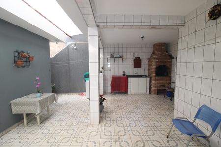 Casa para alugar com 250m², 3 quartos e 2 vagasÁrea de Serviço