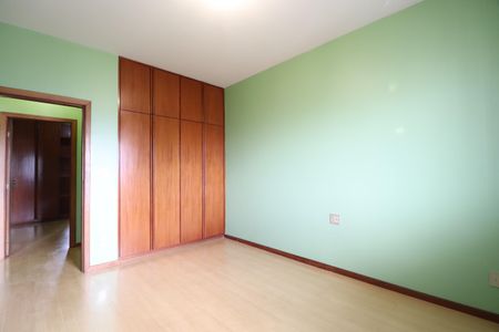 Apartamento para alugar com 127m², 3 quartos e 2 vagasQuarto 2