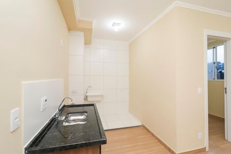 Apartamento para alugar com 35m², 2 quartos e sem vagaCozinha e Área de Serviço