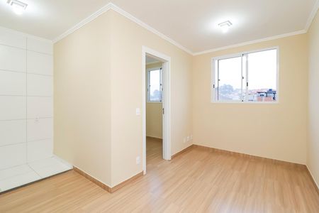 Sala de apartamento para alugar com 2 quartos, 35m² em Cidade Nova São Miguel, São Paulo