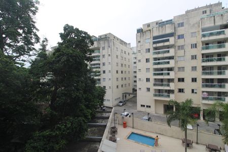 Apartamento para alugar com 75m², 3 quartos e 1 vagaÁrea de serviço - Vista