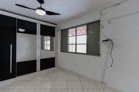 Casa 1 - Quarto de casa para alugar com 4 quartos, 250m² em Jardim Santa Cruz (zona Norte), São Paulo