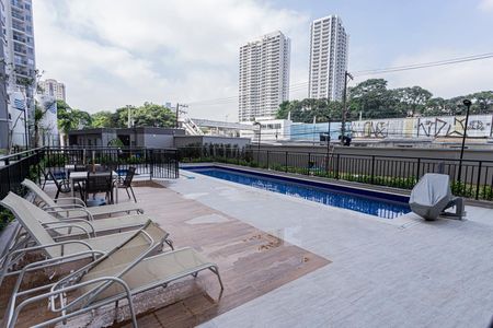 Apartamento para alugar com 40m², 2 quartos e sem vaga Apartamento para alugar com 40m², 2 quartos e sem vagaÁrea comum - Piscina