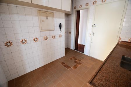 Apartamento para alugar com 100m², 3 quartos e 2 vagasCozinha