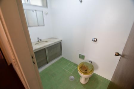 Apartamento para alugar com 100m², 3 quartos e 2 vagasBanheiro Social