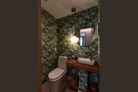 Apartamento à venda com 127m², 3 quartos e 2 vagas Apartamento à venda com 127m², 3 quartos e 2 vagasLavabo