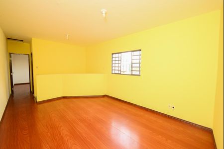 Casa para alugar com 100m², 2 quartos e 10 vagasSala 2