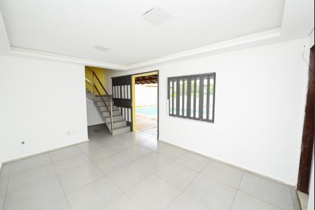 Sala 1 de casa para alugar com 2 quartos, 100m² em Jardim Riacho das Pedras, Contagem