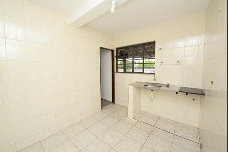Casa para alugar com 100m², 2 quartos e 10 vagasCozinha