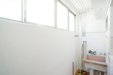 Apartamento para alugar com 63m², 2 quartos e 1 vagaÁrea de serviço