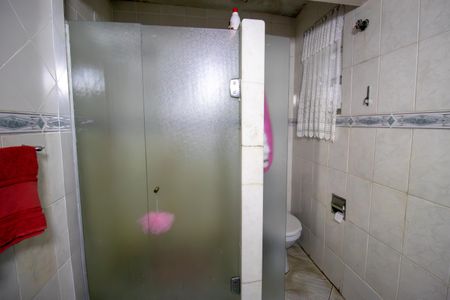 Casa à venda com 138m², 2 quartos e 1 vagaBanheiro