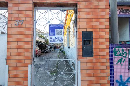 Casa à venda com 138m², 2 quartos e 1 vagaPlaca