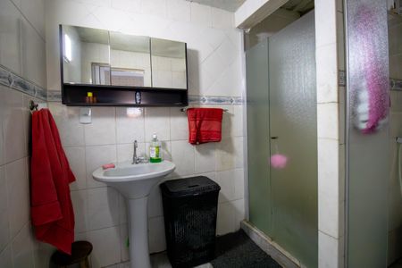 Casa à venda com 138m², 2 quartos e 1 vagaBanheiro