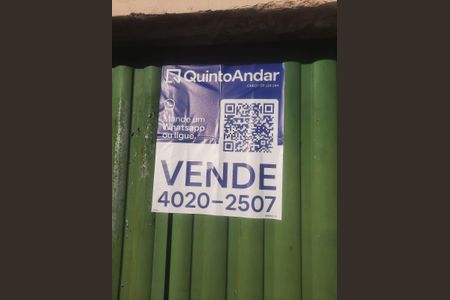 Casa à venda com 92m², 3 quartos e 6 vagas Casa à venda com 92m², 3 quartos e 6 vagasPlaquinha