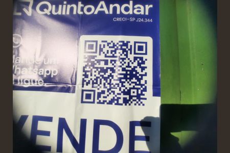 Casa à venda com 92m², 3 quartos e 6 vagas Casa à venda com 92m², 3 quartos e 6 vagasPlaquinha