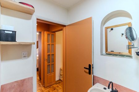 Apartamento à venda com 55m², 2 quartos e sem vagaBanheiro