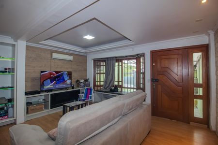 Casa para alugar com 150m², 4 quartos e 2 vagas Casa para alugar com 150m², 4 quartos e 2 vagasSala
