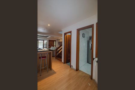 Casa para alugar com 150m², 4 quartos e 2 vagas Casa para alugar com 150m², 4 quartos e 2 vagasCozinha