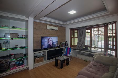 Casa para alugar com 150m², 4 quartos e 2 vagas Casa para alugar com 150m², 4 quartos e 2 vagasSala