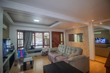 Sala de casa à venda com 4 quartos, 150m² em Ipanema, Porto Alegre