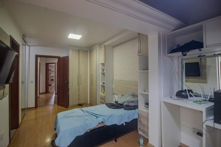 Casa para alugar com 150m², 4 quartos e 2 vagas Casa para alugar com 150m², 4 quartos e 2 vagasSuite