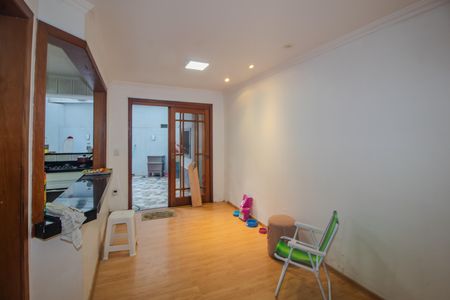 Casa para alugar com 150m², 4 quartos e 2 vagas Casa para alugar com 150m², 4 quartos e 2 vagasCozinha