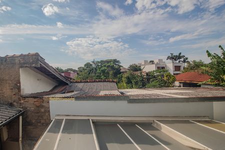 Casa para alugar com 150m², 4 quartos e 2 vagas Casa para alugar com 150m², 4 quartos e 2 vagasVista