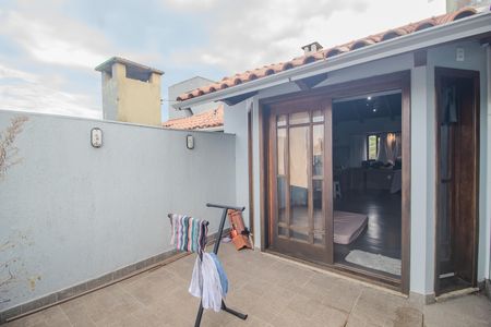 Casa para alugar com 150m², 4 quartos e 2 vagas Casa para alugar com 150m², 4 quartos e 2 vagasÁrea de Serviço