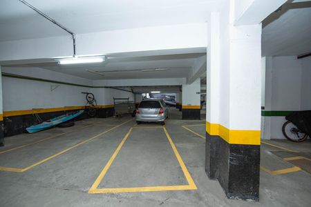 Apartamento à venda com 110m², 3 quartos e 2 vagas Apartamento à venda com 110m², 3 quartos e 2 vagasGARAGEM