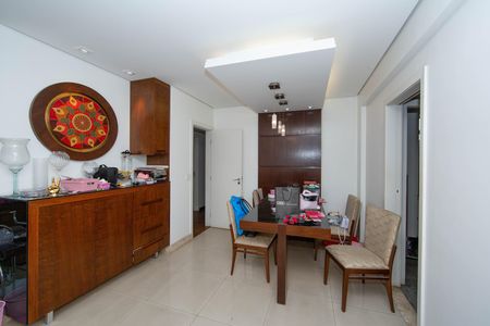 Apartamento à venda com 110m², 3 quartos e 2 vagas Apartamento à venda com 110m², 3 quartos e 2 vagasSALA
