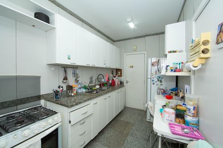 Apartamento à venda com 110m², 3 quartos e 2 vagas Apartamento à venda com 110m², 3 quartos e 2 vagasCOZINHA