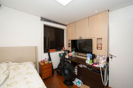 Apartamento à venda com 110m², 3 quartos e 2 vagas Apartamento à venda com 110m², 3 quartos e 2 vagasQUARTO3