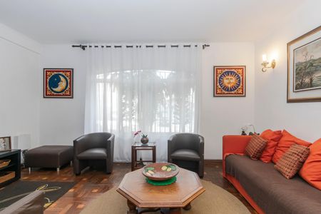 Casa à venda com 170m², 3 quartos e 2 vagasSala