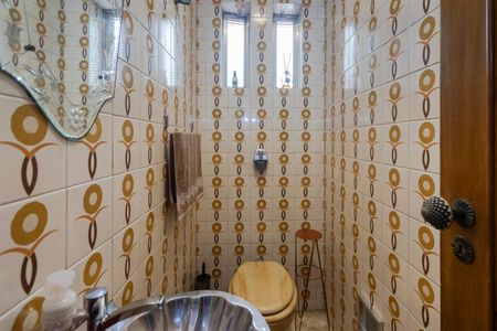 Casa à venda com 170m², 3 quartos e 2 vagasLavabo