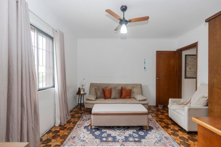Casa à venda com 170m², 3 quartos e 2 vagasSuíte