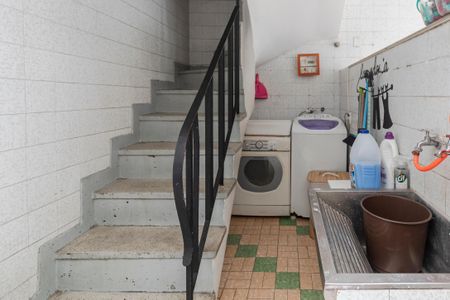 Casa à venda com 170m², 3 quartos e 2 vagasLavanderia