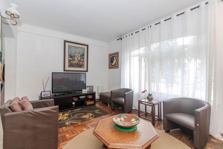 Casa à venda com 170m², 3 quartos e 2 vagasSala