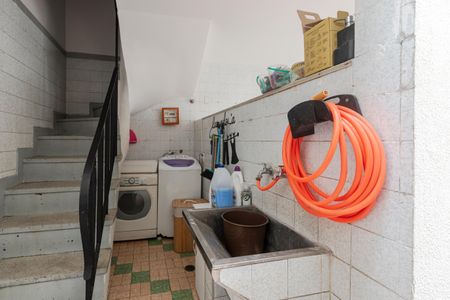 Casa à venda com 170m², 3 quartos e 2 vagasLavanderia