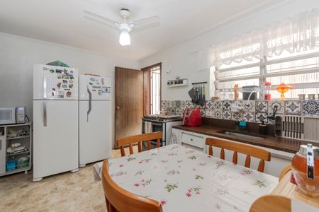 Casa à venda com 170m², 3 quartos e 2 vagasCozinha